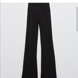 AERIE CROSSOVER FLARE LEGGINGS
